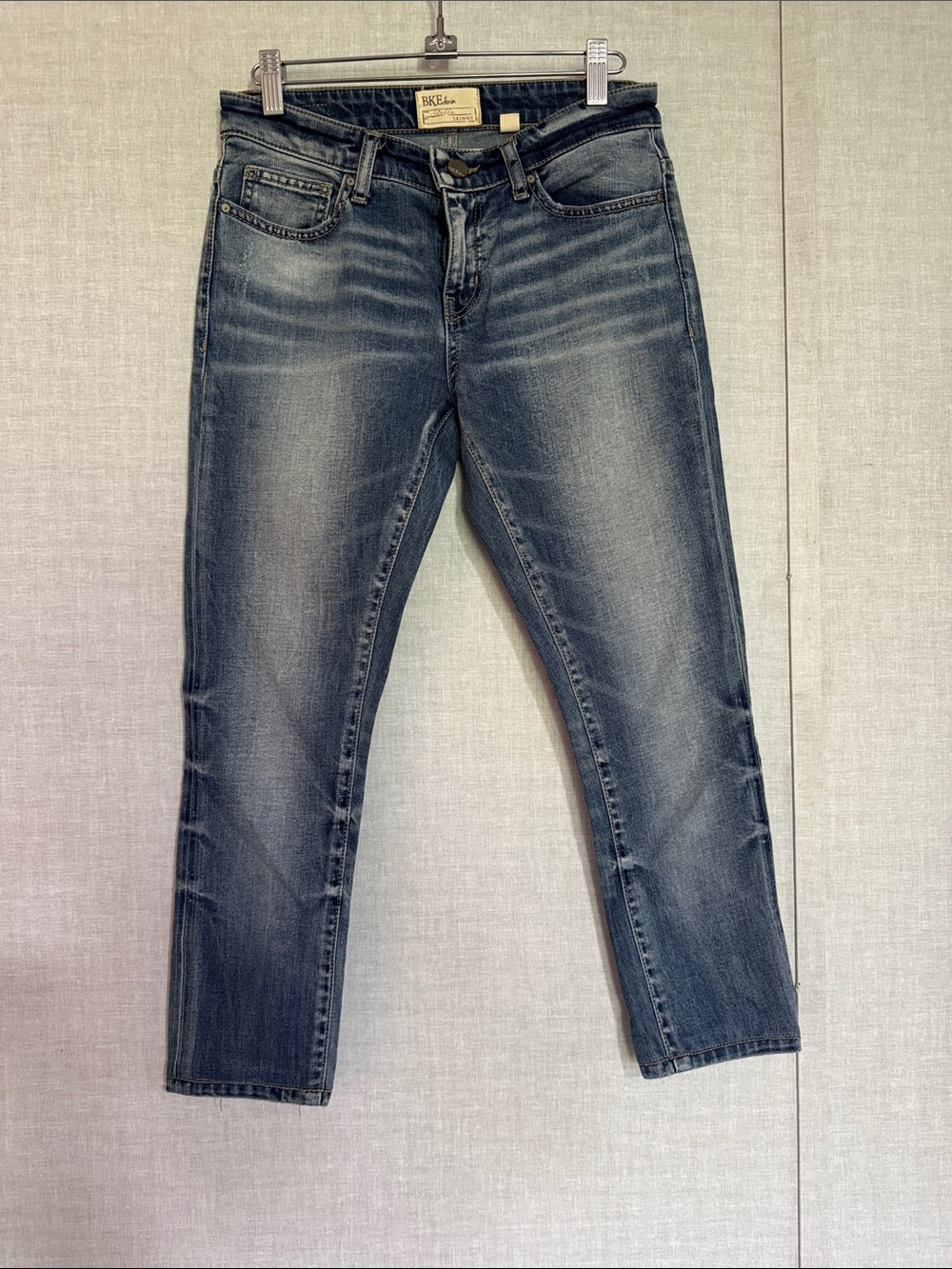BKE Women's Skinny Jeans in Faded Blue Wash